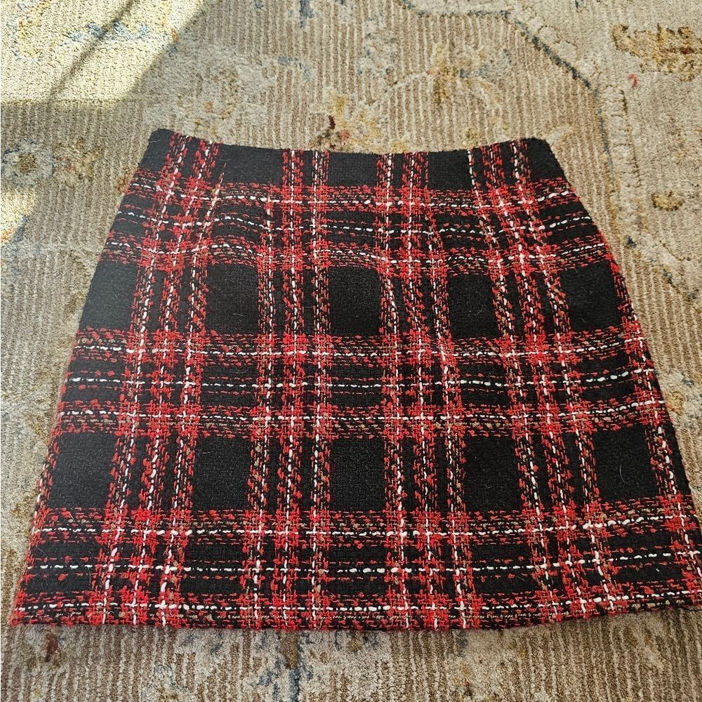 NWT Loft Plaid Skirt. Sz 8 Petite, side Zip With Lining And Total Length 17"